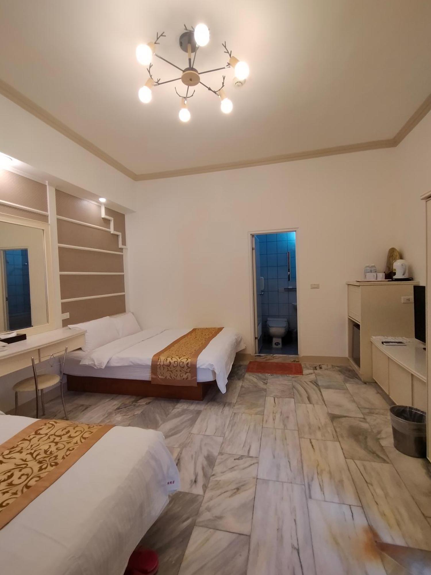 陶陶居商旅 Tautauchu Hotel Hualian Zewnętrze zdjęcie