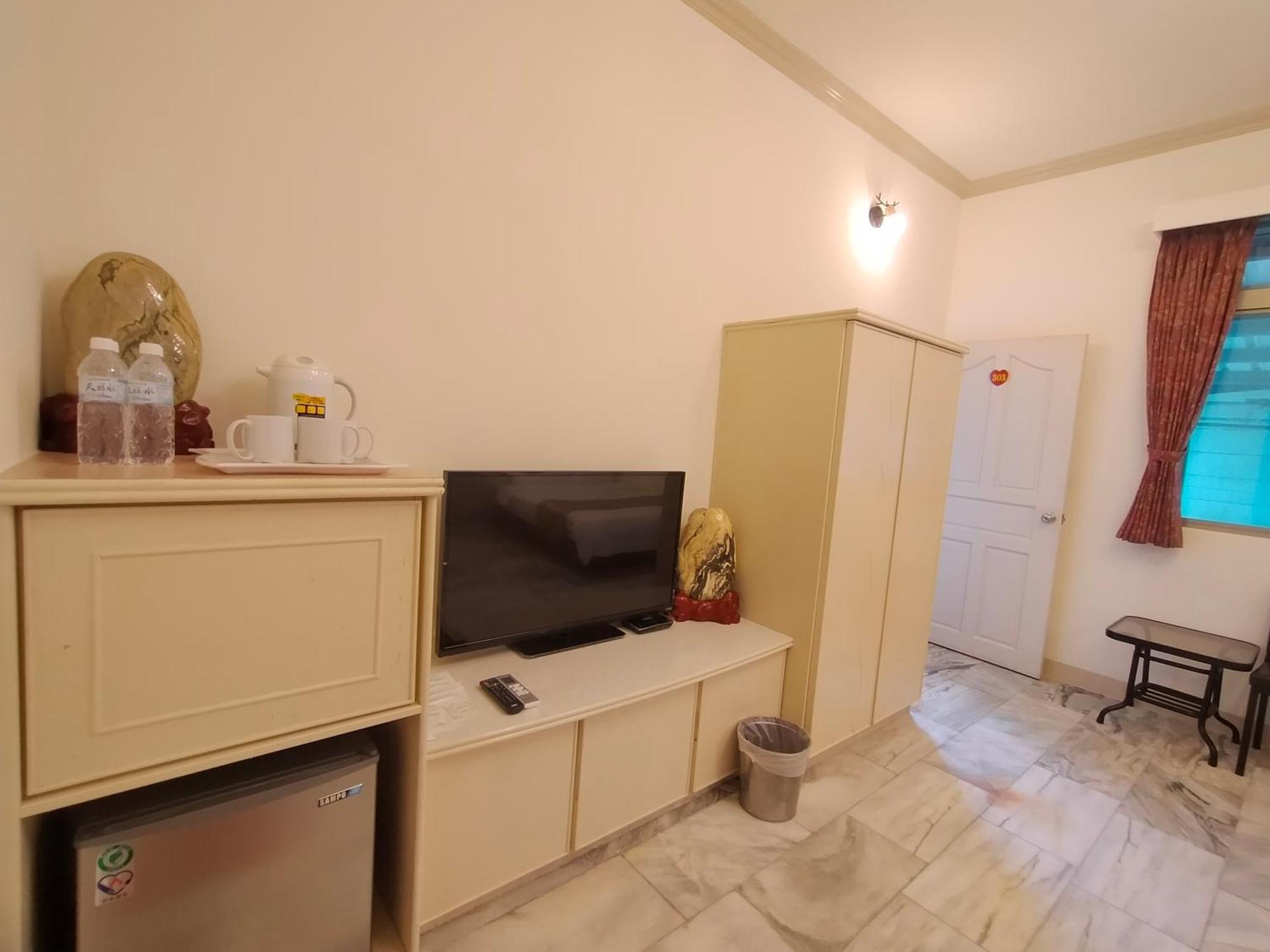 陶陶居商旅 Tautauchu Hotel Hualian Zewnętrze zdjęcie