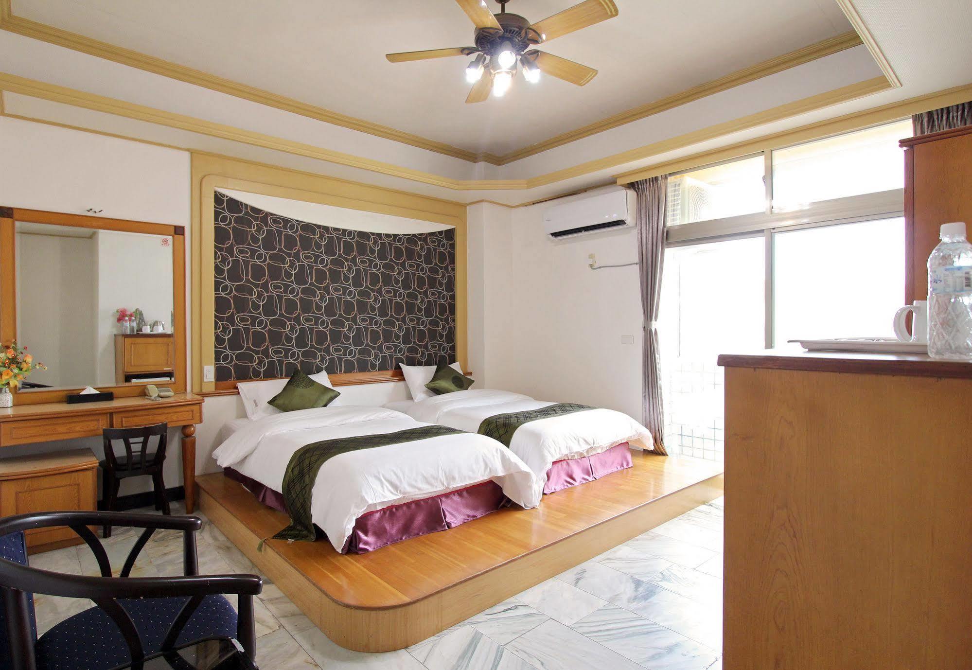 陶陶居商旅 Tautauchu Hotel Hualian Zewnętrze zdjęcie