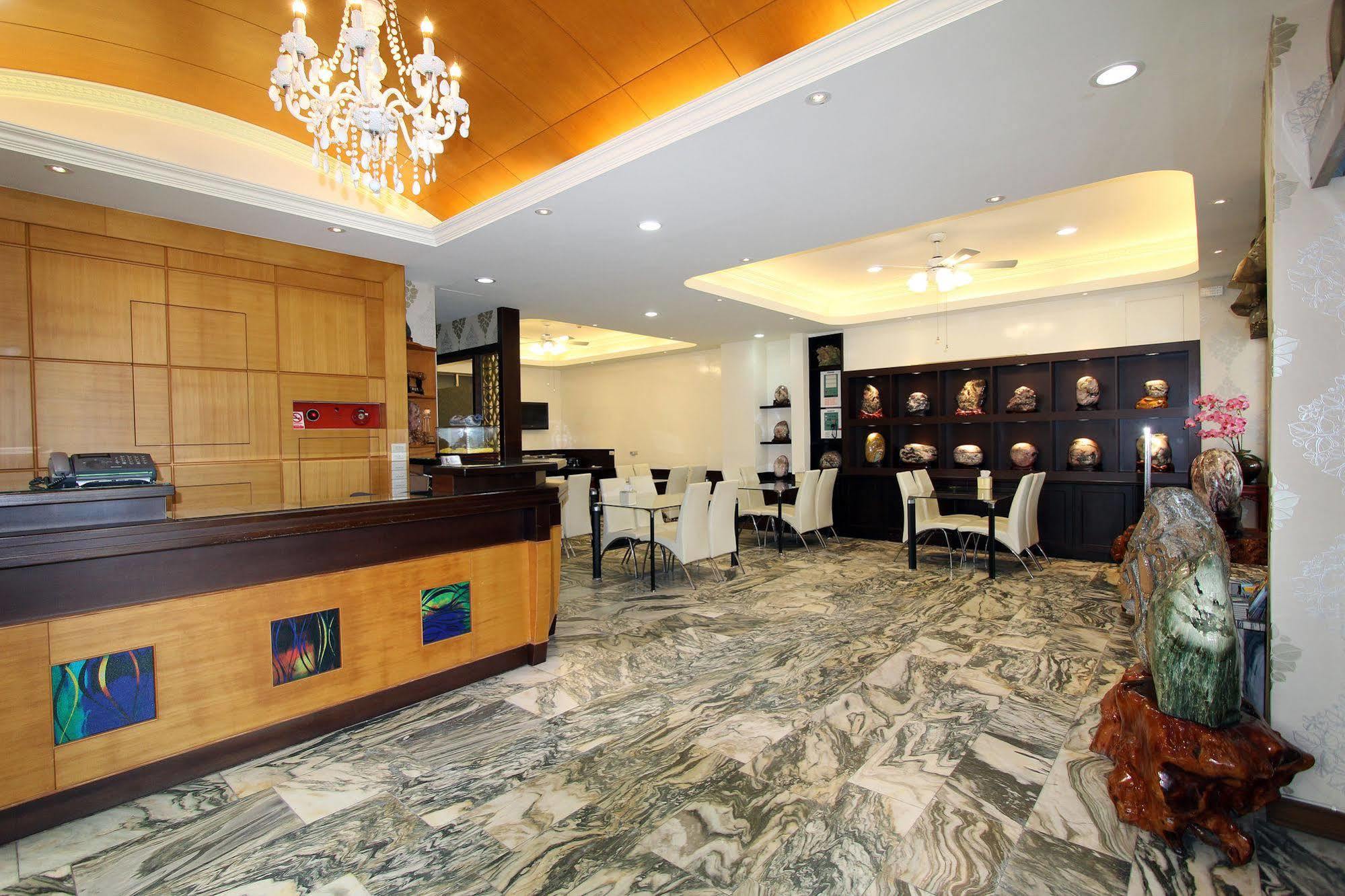 陶陶居商旅 Tautauchu Hotel Hualian Zewnętrze zdjęcie