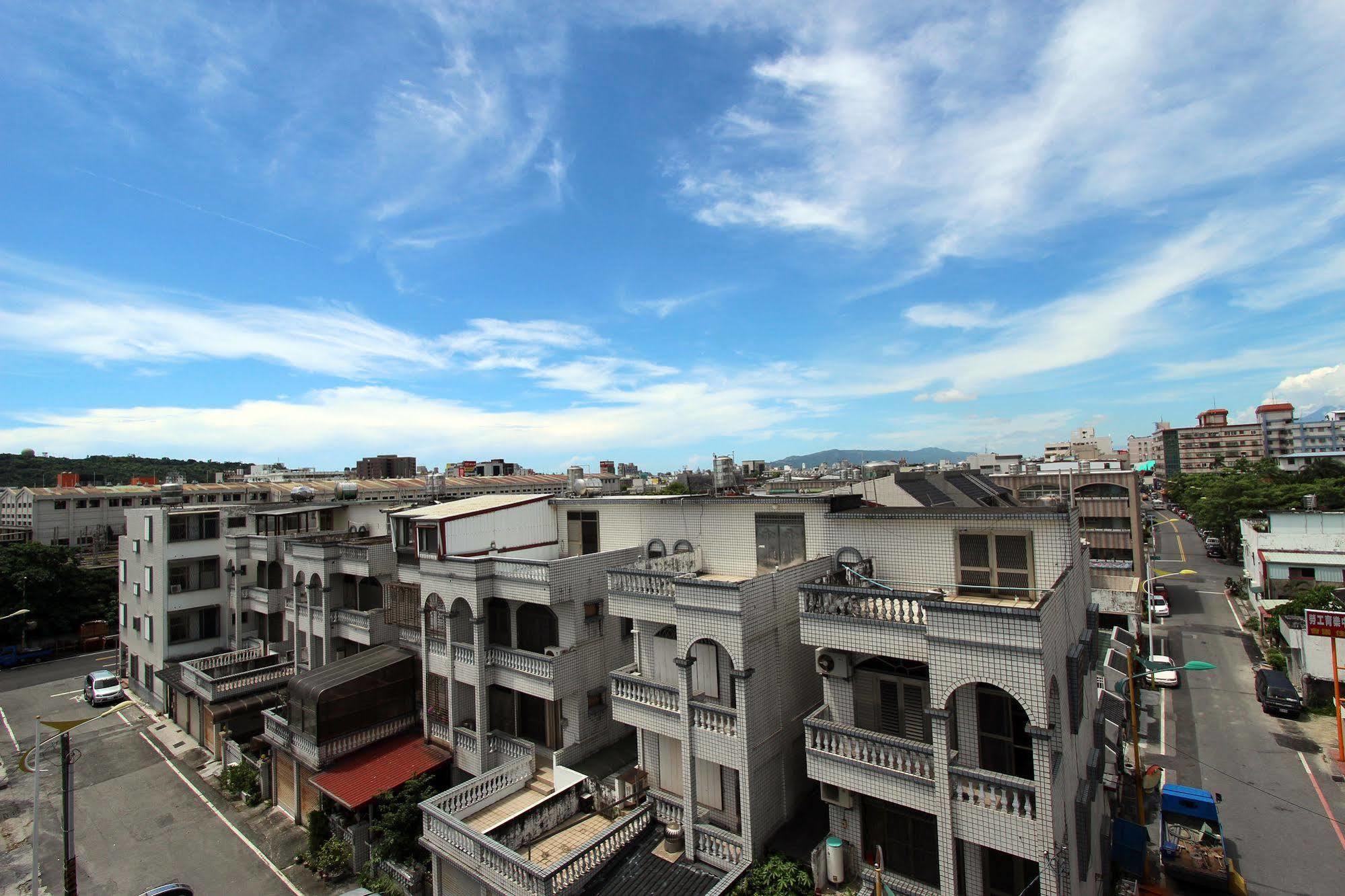 陶陶居商旅 Tautauchu Hotel Hualian Zewnętrze zdjęcie